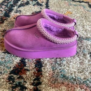 UGG Women's Vibrant Purple Mules